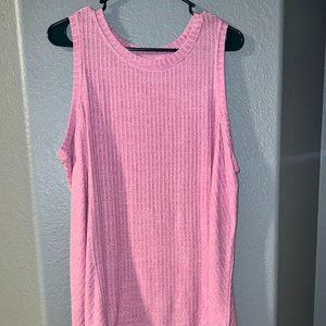 Time and Tru Women's Textured Tank Top